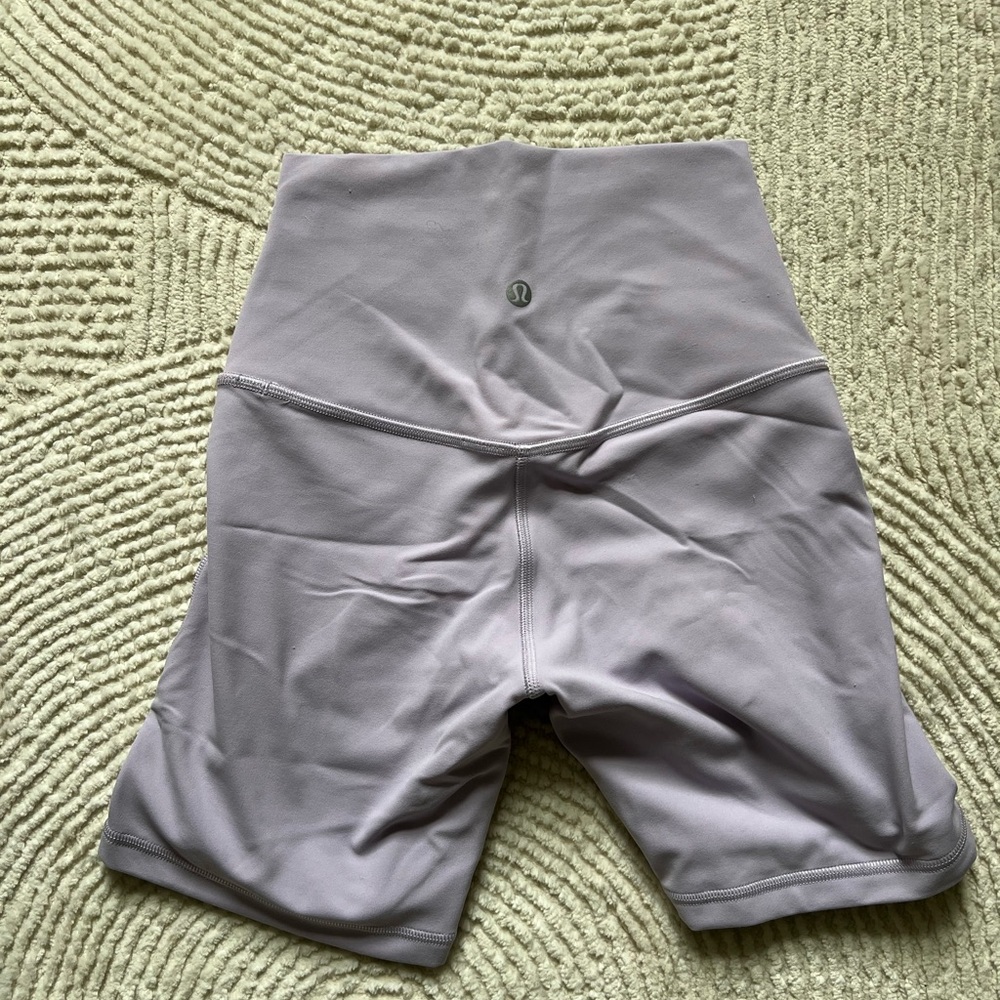 lululemon athletica Women's Light Gray Bike Shorts